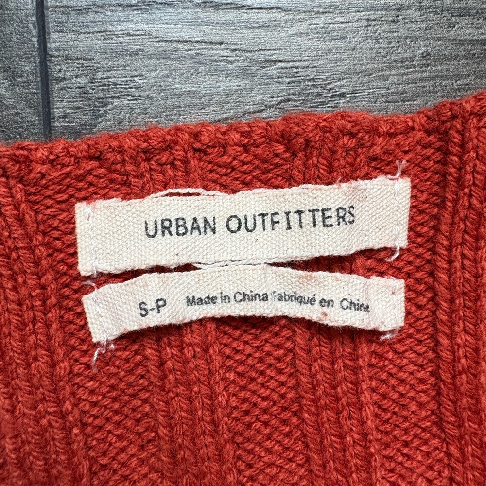 Urban Outfitters Womens Burnt Orange Ribbed Sweater Tank Button Front Size Small - Picture 3 of 9